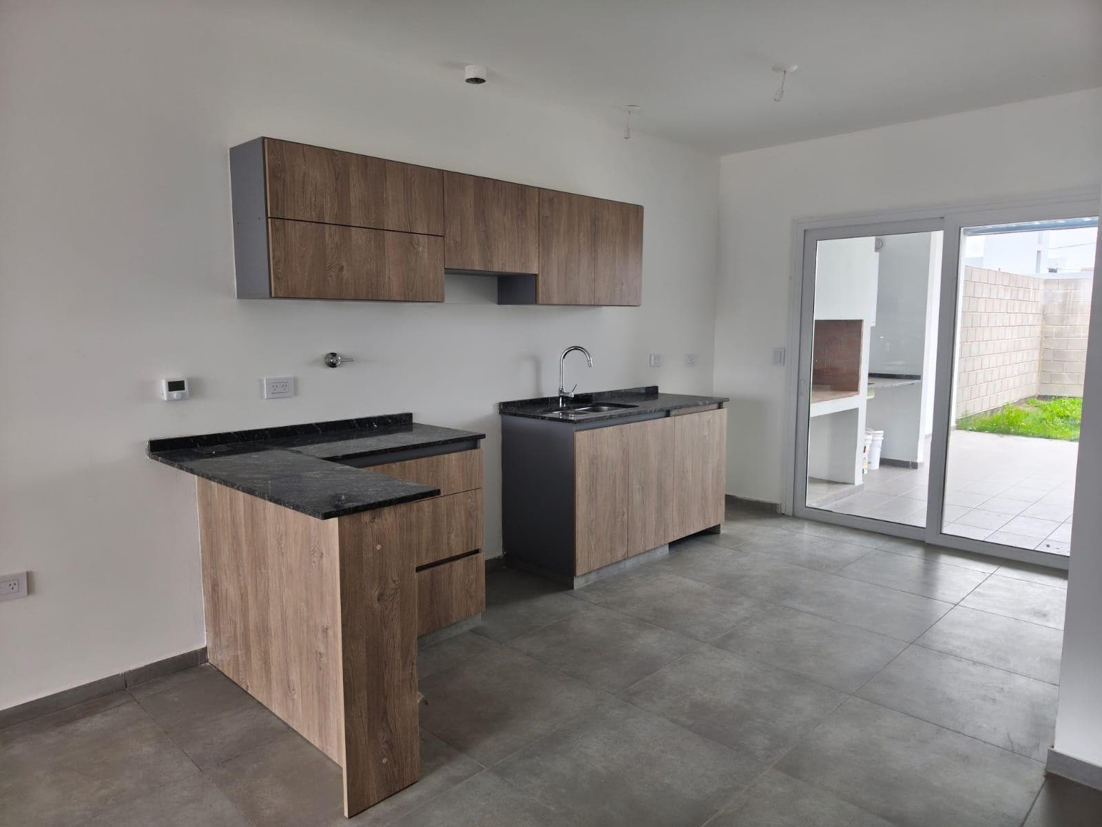 2-Bedroom House for Sale in Docta