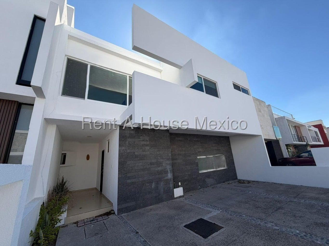 House for Sale in Zen House, El Mirador, Querétaro.