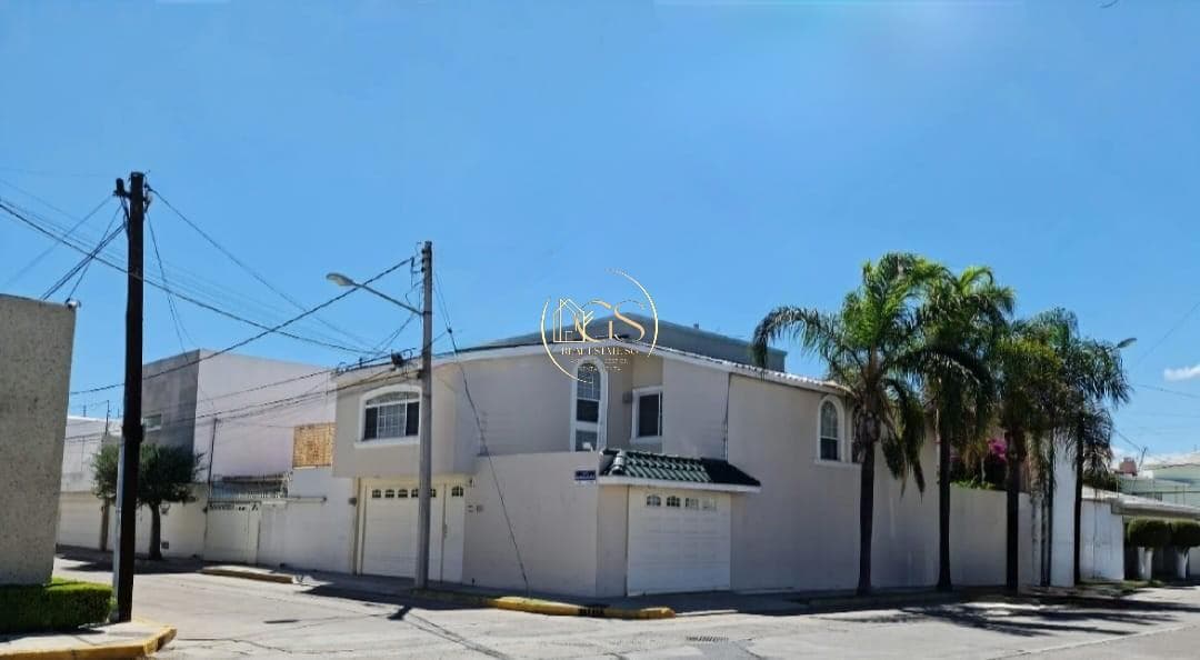 HOUSE FOR SALE IN ALAMEDA CELAYA
