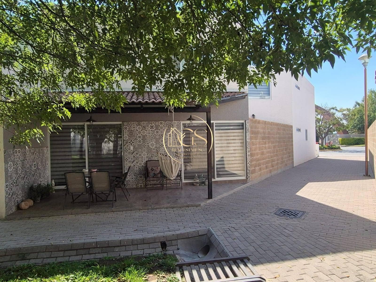 HOUSE FOR SALE IN KIIN RESIDENCIAL CELAYA