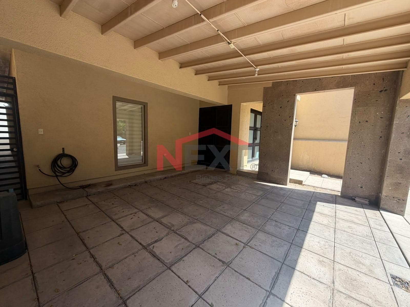 HOUSE FOR SALE IN VISTA DEL SOL