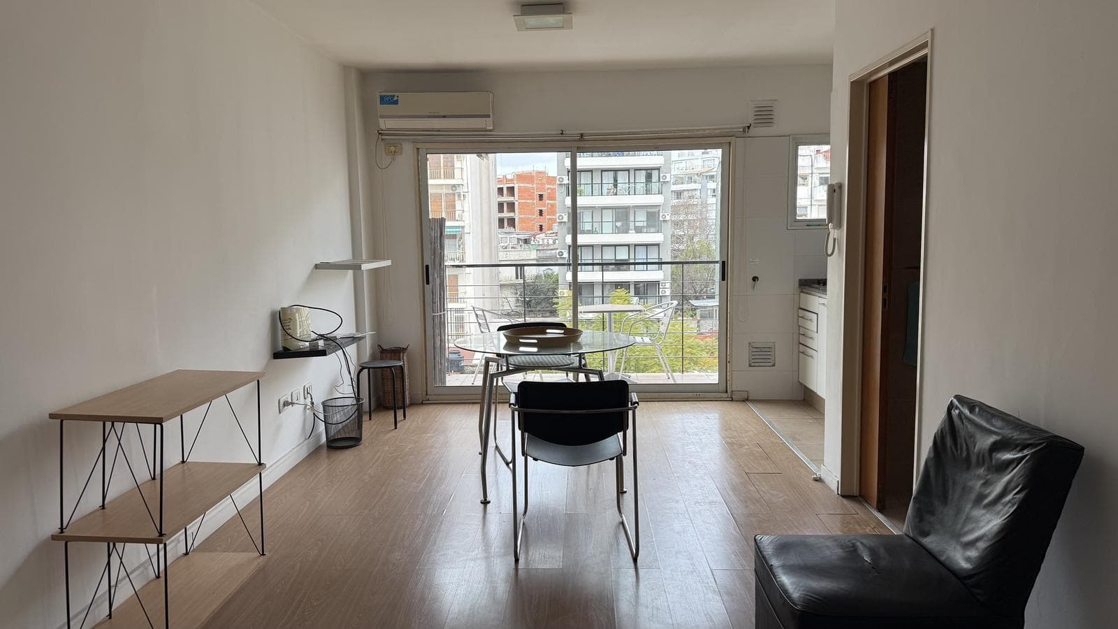 2-Bedroom Apartment in Villa Crespo for Short-Term Rent