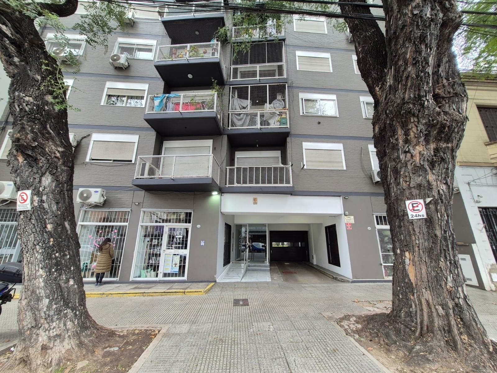 Gaona 1400 4-room apartment, CID CAMP, laundry room, balcony, open view