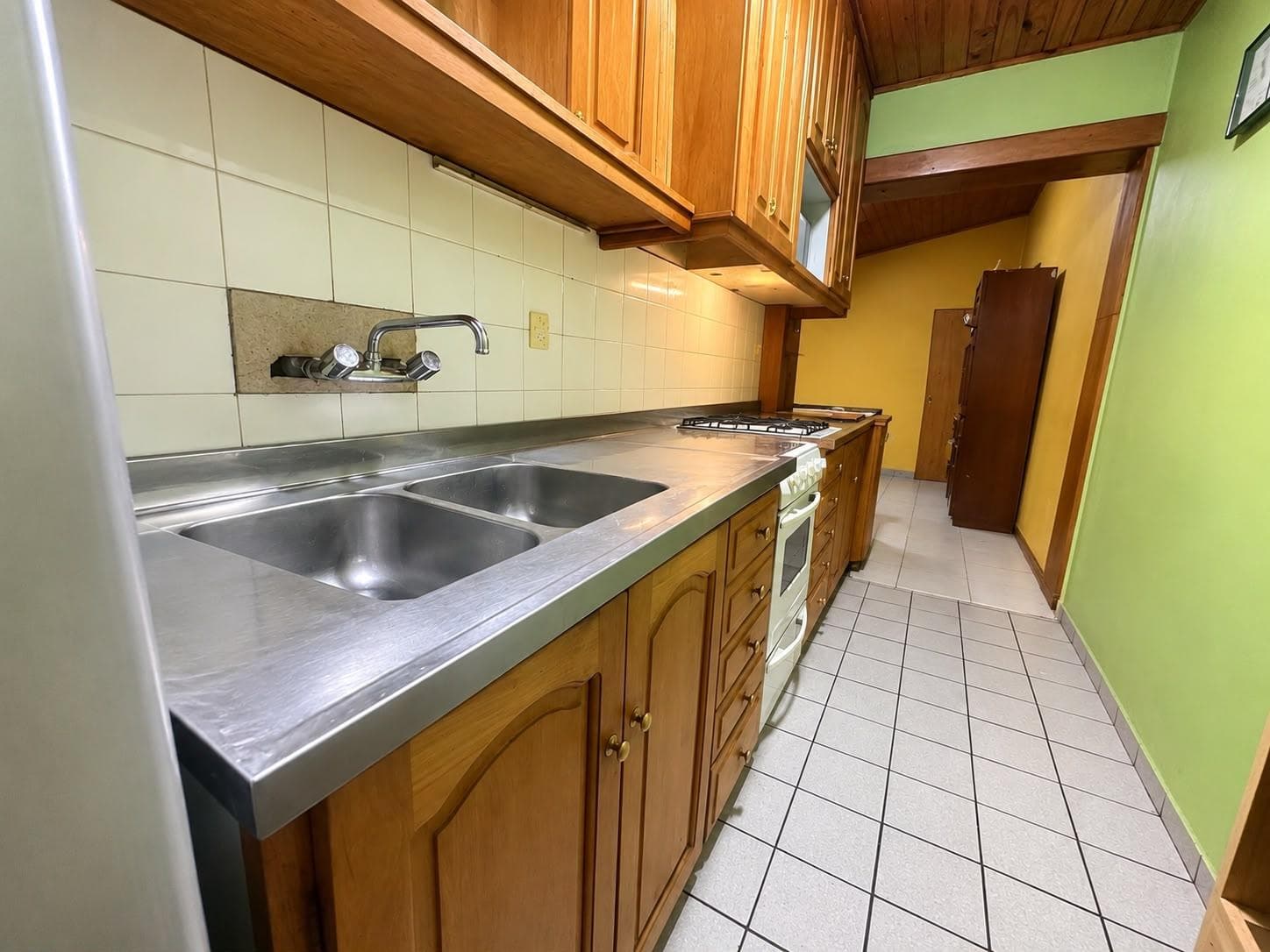 4-Bedroom House for Rent with Parking Space