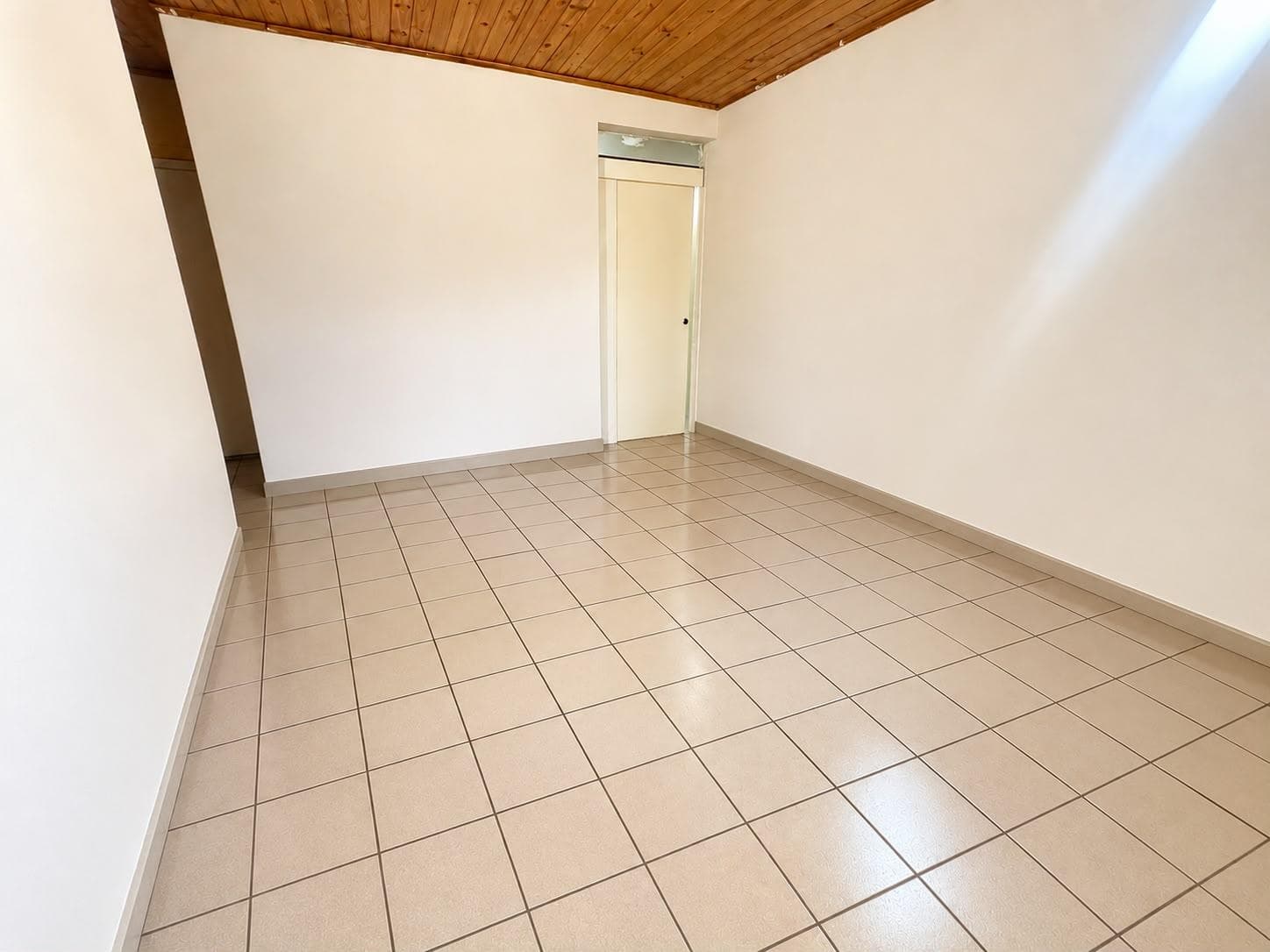 4-Bedroom House for Rent with Parking Space