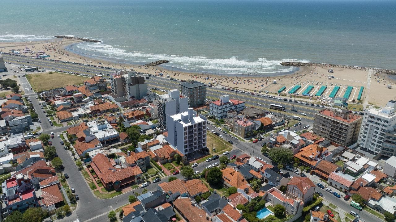 For Sale - 3-room apartment with a front balcony/terrace - Perla Norte neighborhood