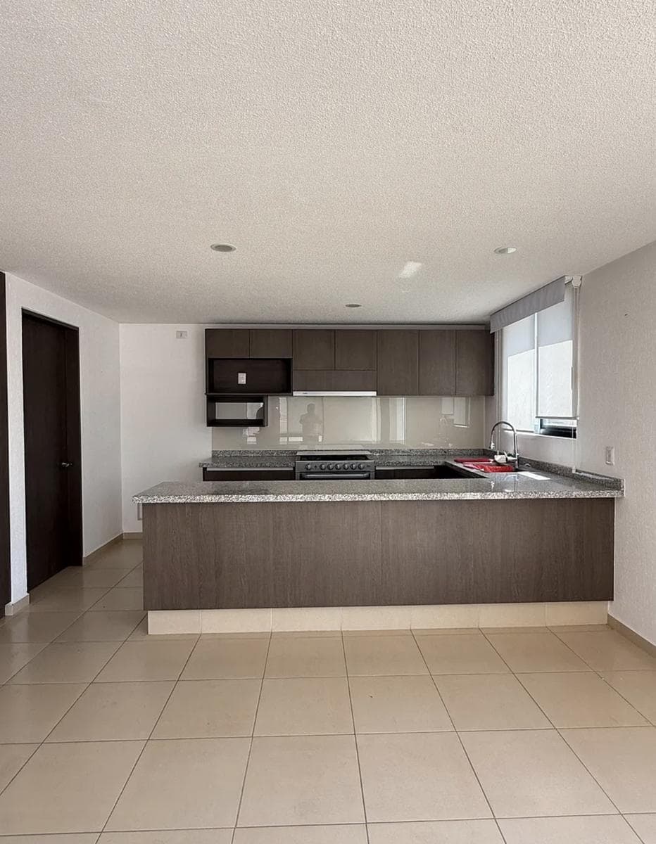 Duplex apartment for rent in Zakia with a spacious terrace