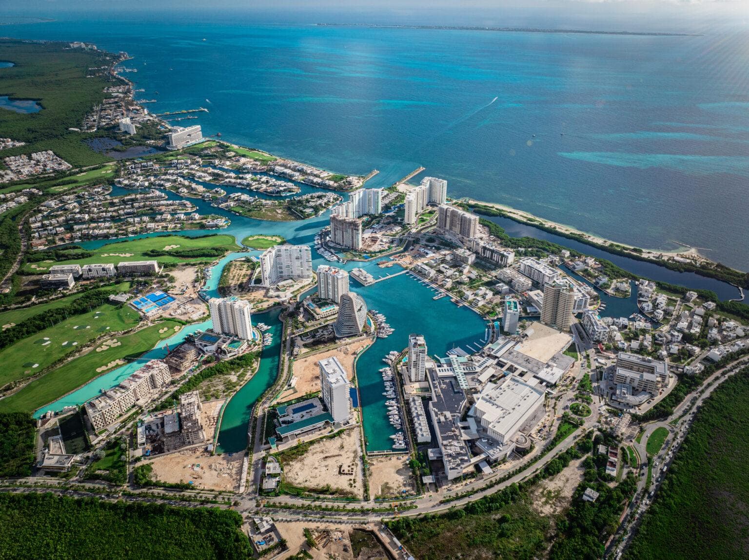 Land in Puerto Cancun / Land in Puerto Cancun