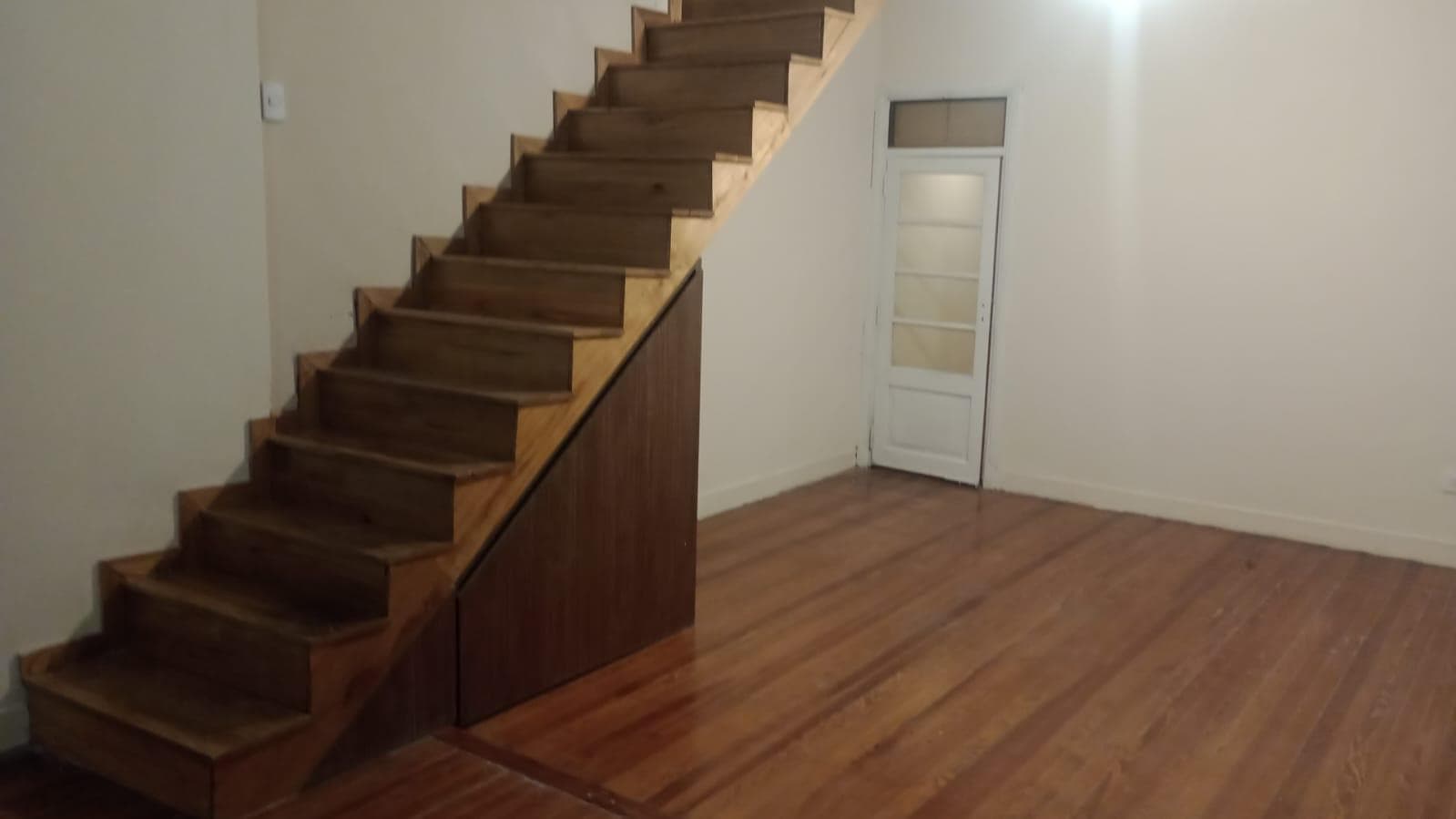 PH - FOR RENT - AGRONOMY - 3 ROOMS WITH OFFICE - OUTDOOR KITCHEN WITH GRILL - GARAGE