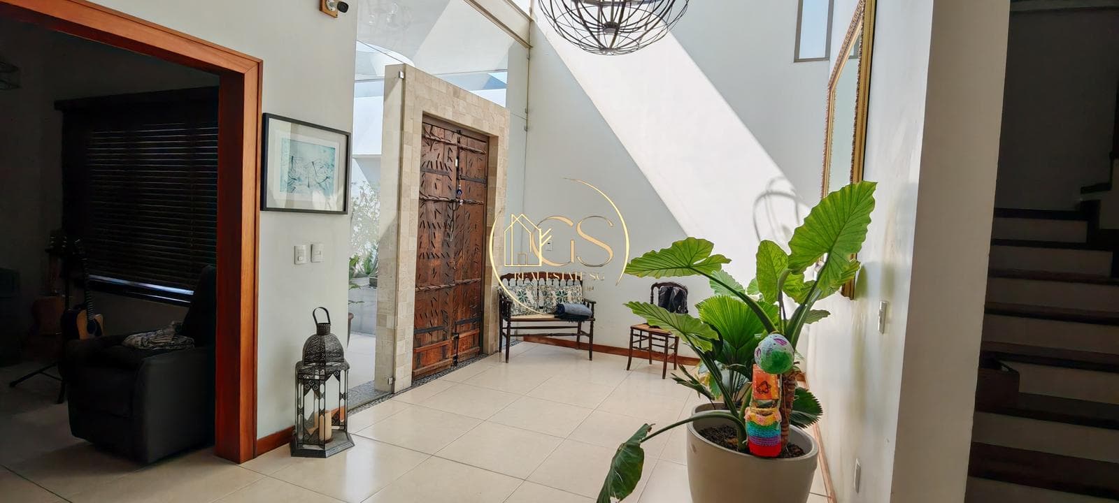 HOUSE FOR SALE IN SAN LORENZO, CELAYA RESIDENTIAL AREA