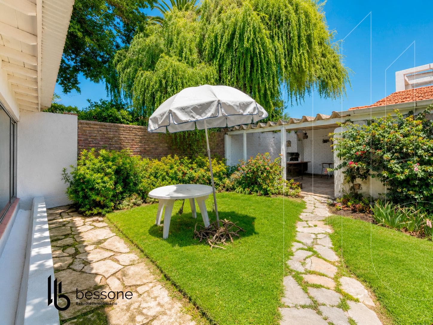 4-Room House in Stella Maris