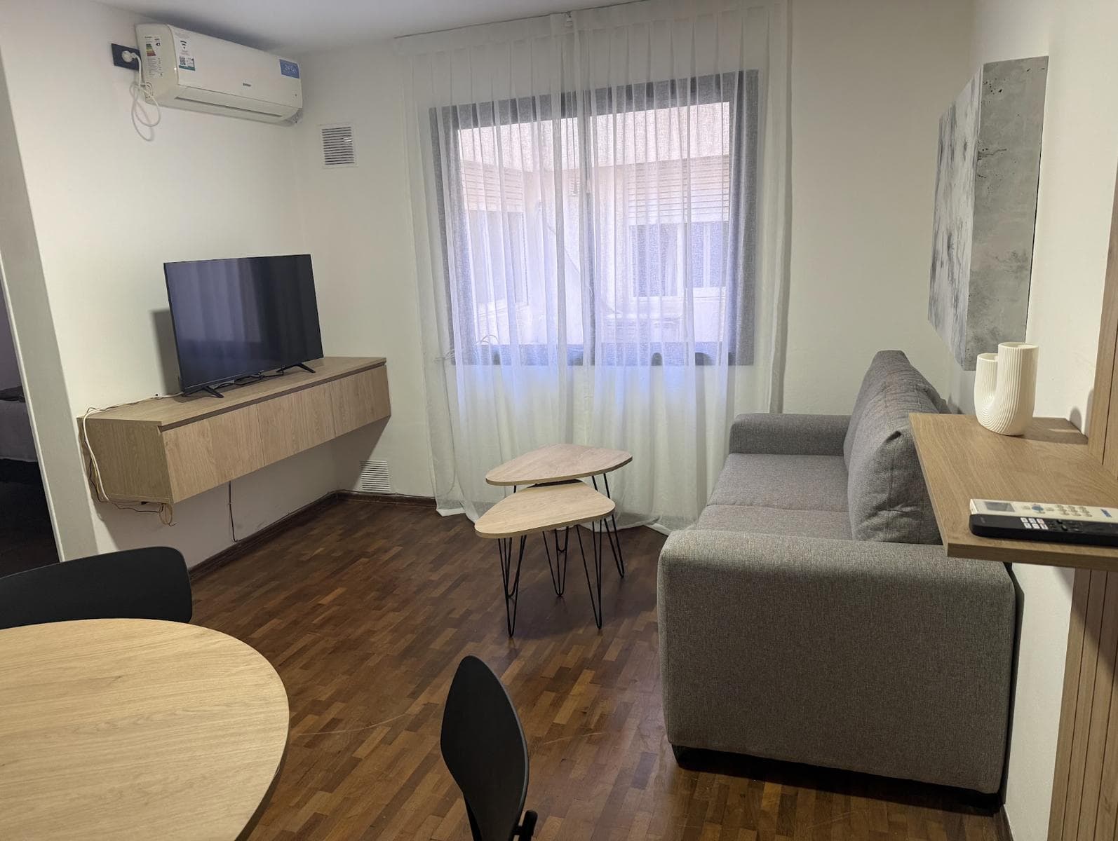 Furnished apartment one block from Patio Olmos