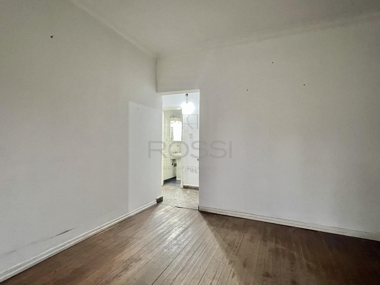 4-room house in Merlo, with a yard and garage - 120 m2 - Great opportunity