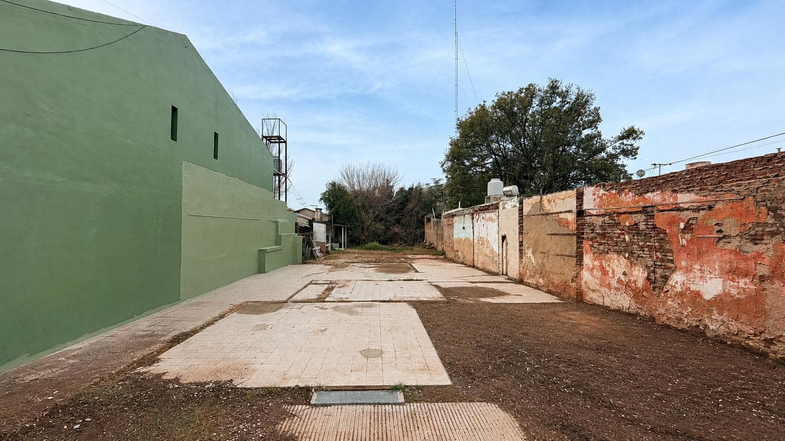 FOR SALE - 411 m² Lot in Downtown Funes – Ideal Real Estate Development