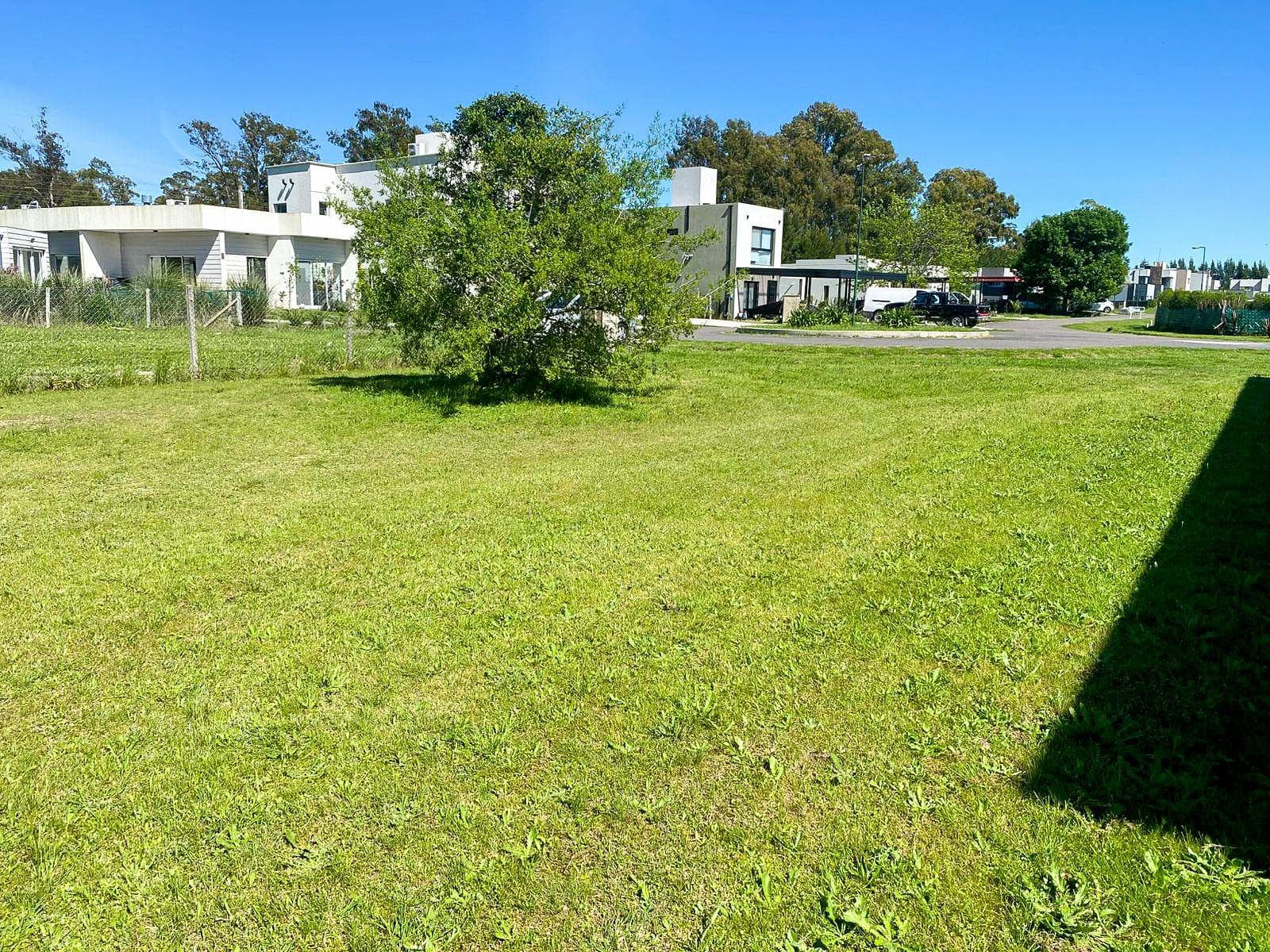 For Sale: 450-square-meter Perimeter Lot in the La Reserva Hudson Neighborhood, Berazategui
