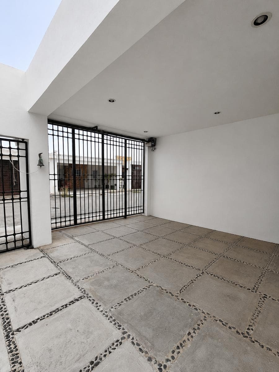 HOUSE FOR SALE IN GRAN SAN PEDRO CHOLUL | ONE STORY, SOLAR PANELS