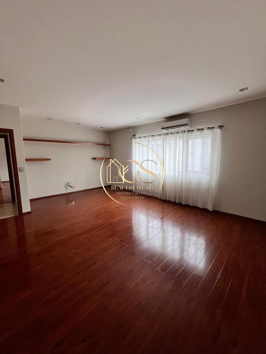 HOUSE FOR SALE IN COMPUERTAS DEL CAMPSTRE, CELAYA