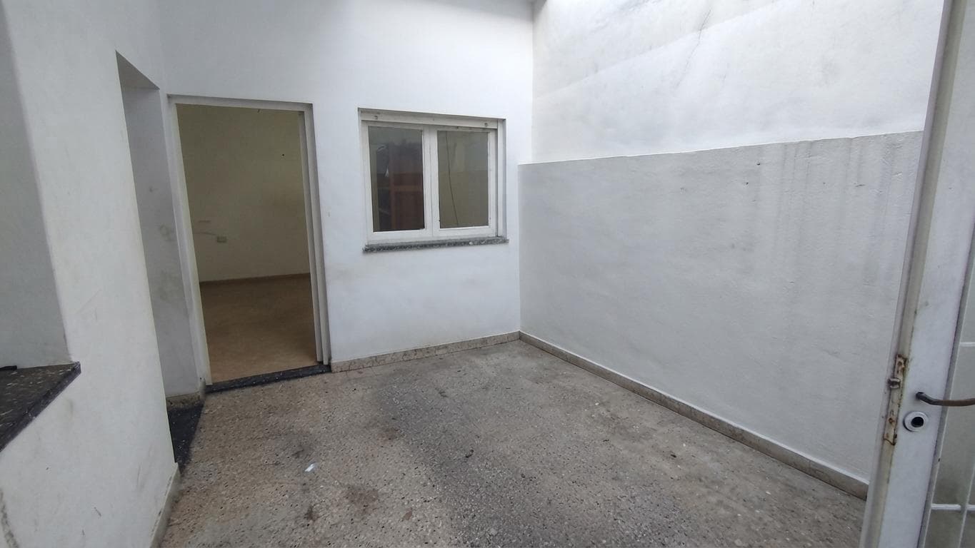 FOR SALE: 2-Bedroom Apartment with Private Terrace in Villa Lugano