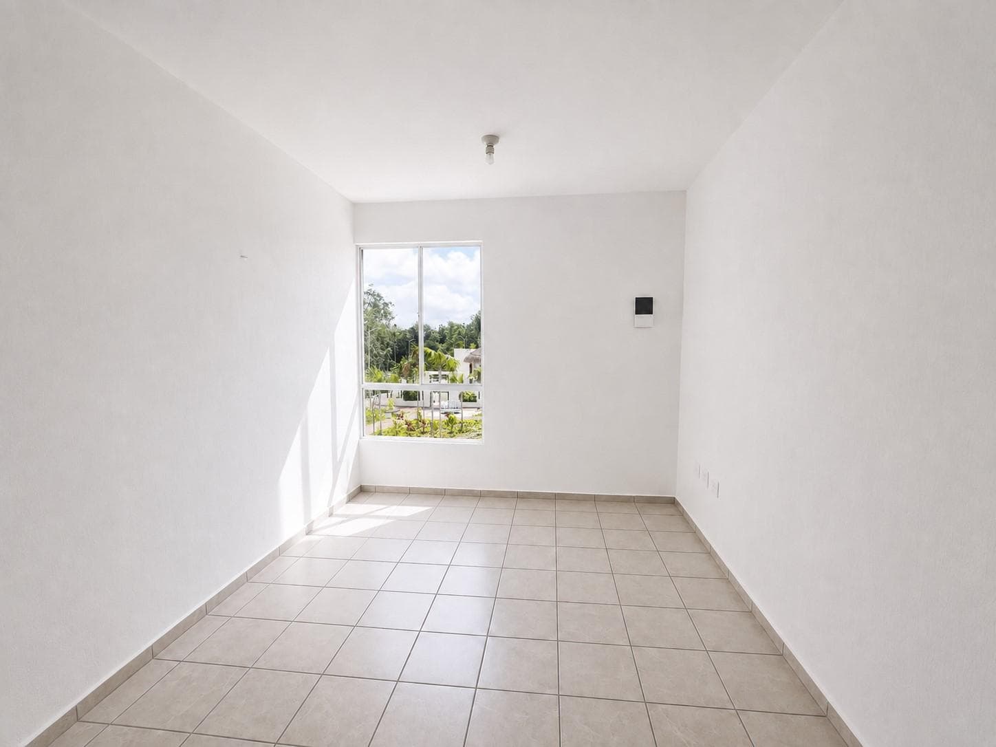 Excellent opportunity: two 2-bedroom apartments, ideal for investment