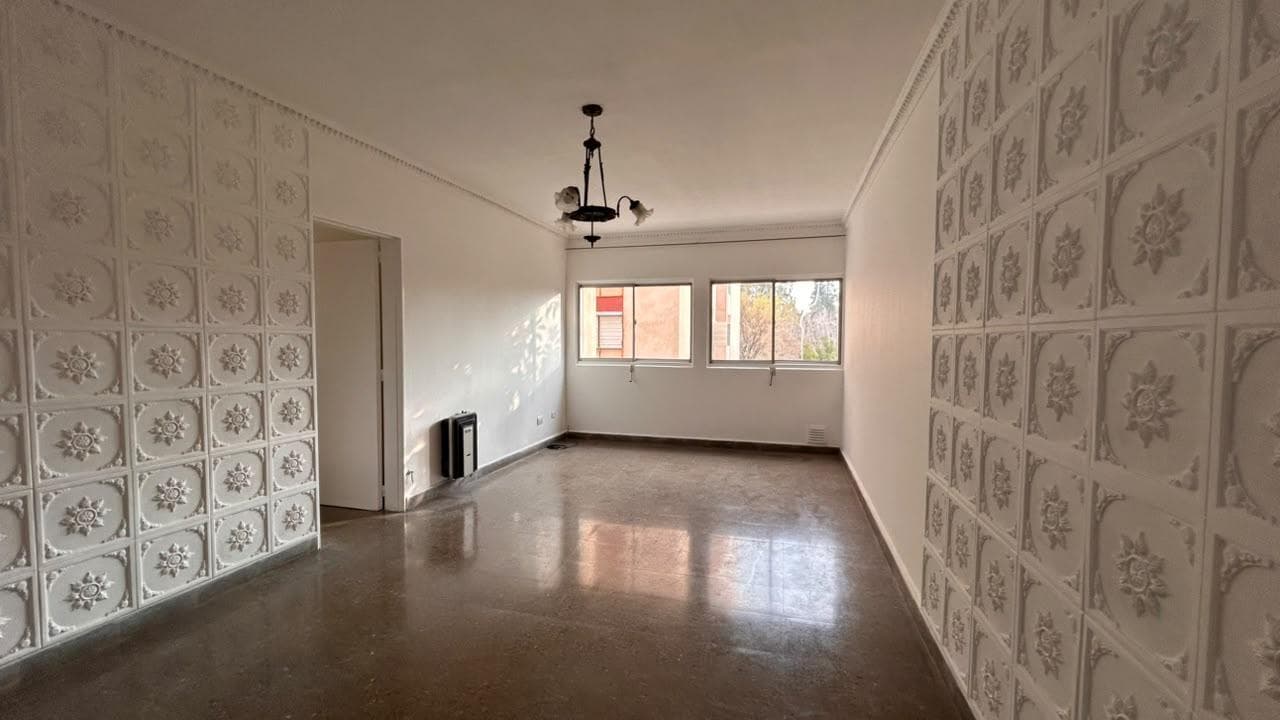 3-bedroom apartment for rent in the UNIMEV towers (with a view of the mall)