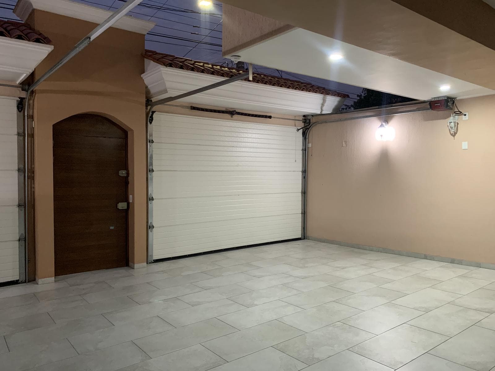HOUSE FOR SALE ON CAMINO REAL, ZAPOPAN, JALISCO