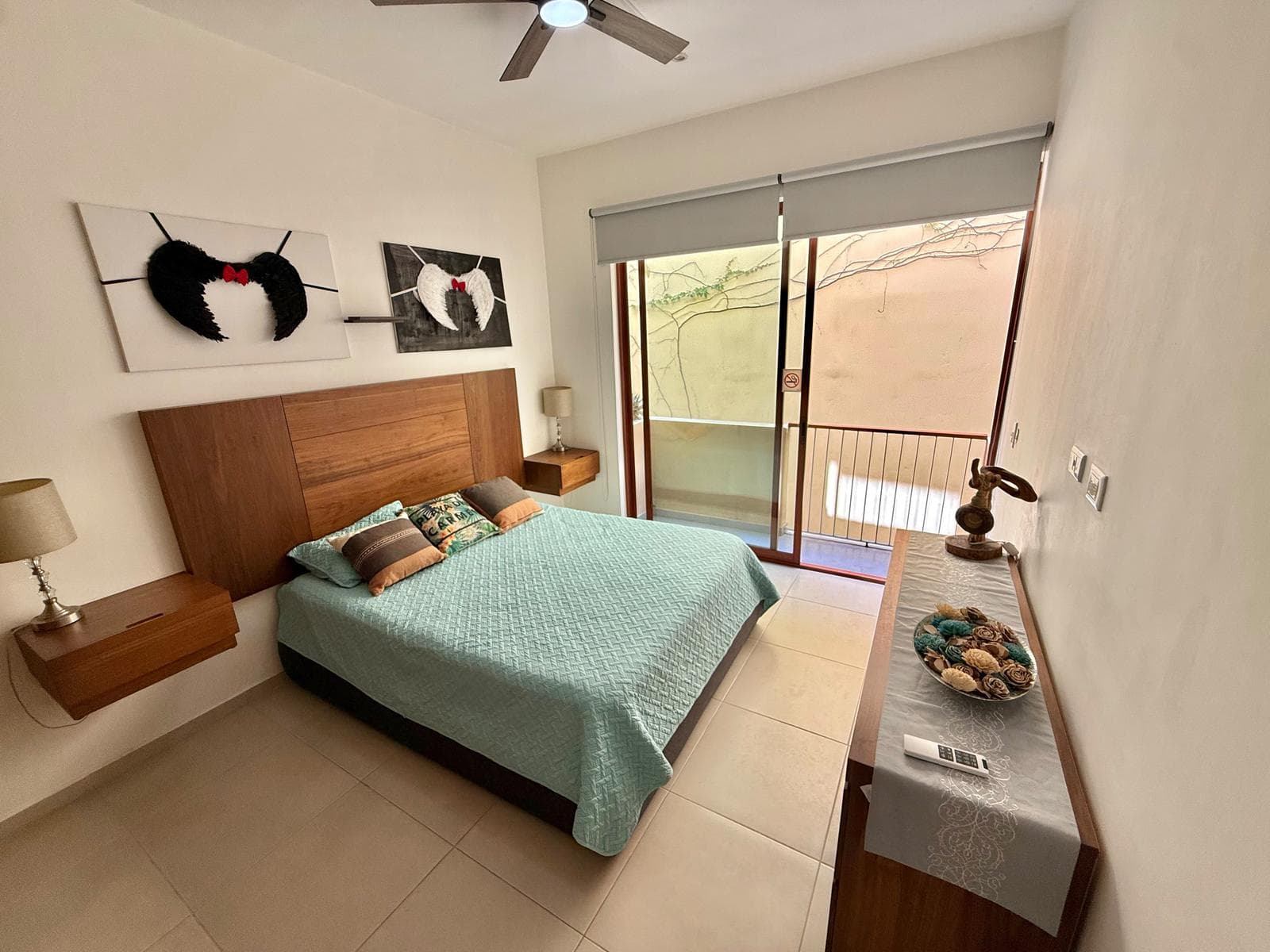 FURNISHED 1-BEDROOM APARTMENT 4 MINUTES FROM THE BEACH