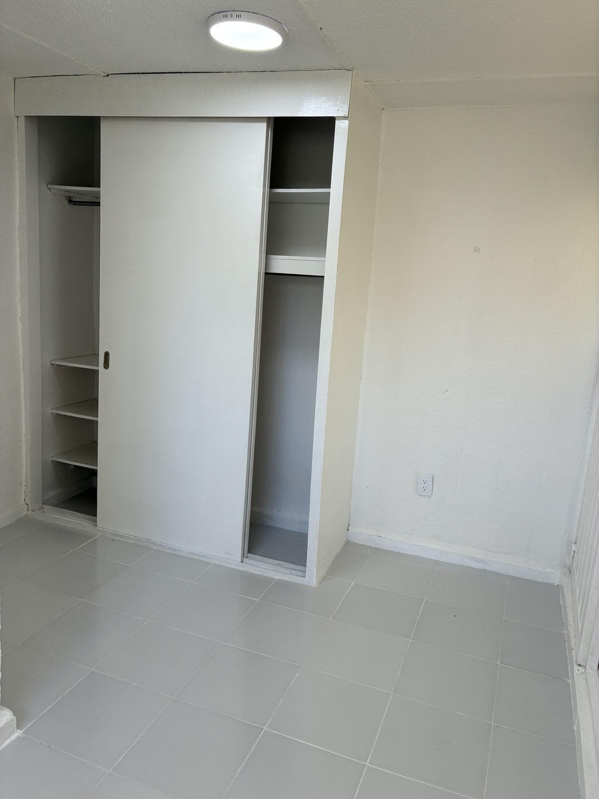 Nice, Separate Room with a Beautiful View in Roma Norte