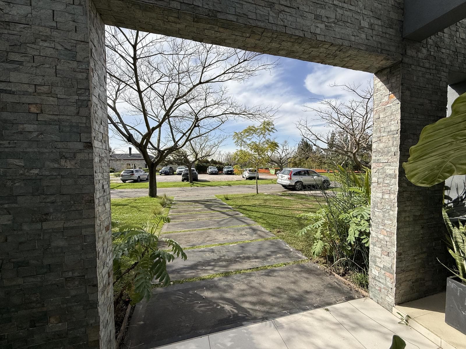 Excellent house in Barbarita, on an interior lot