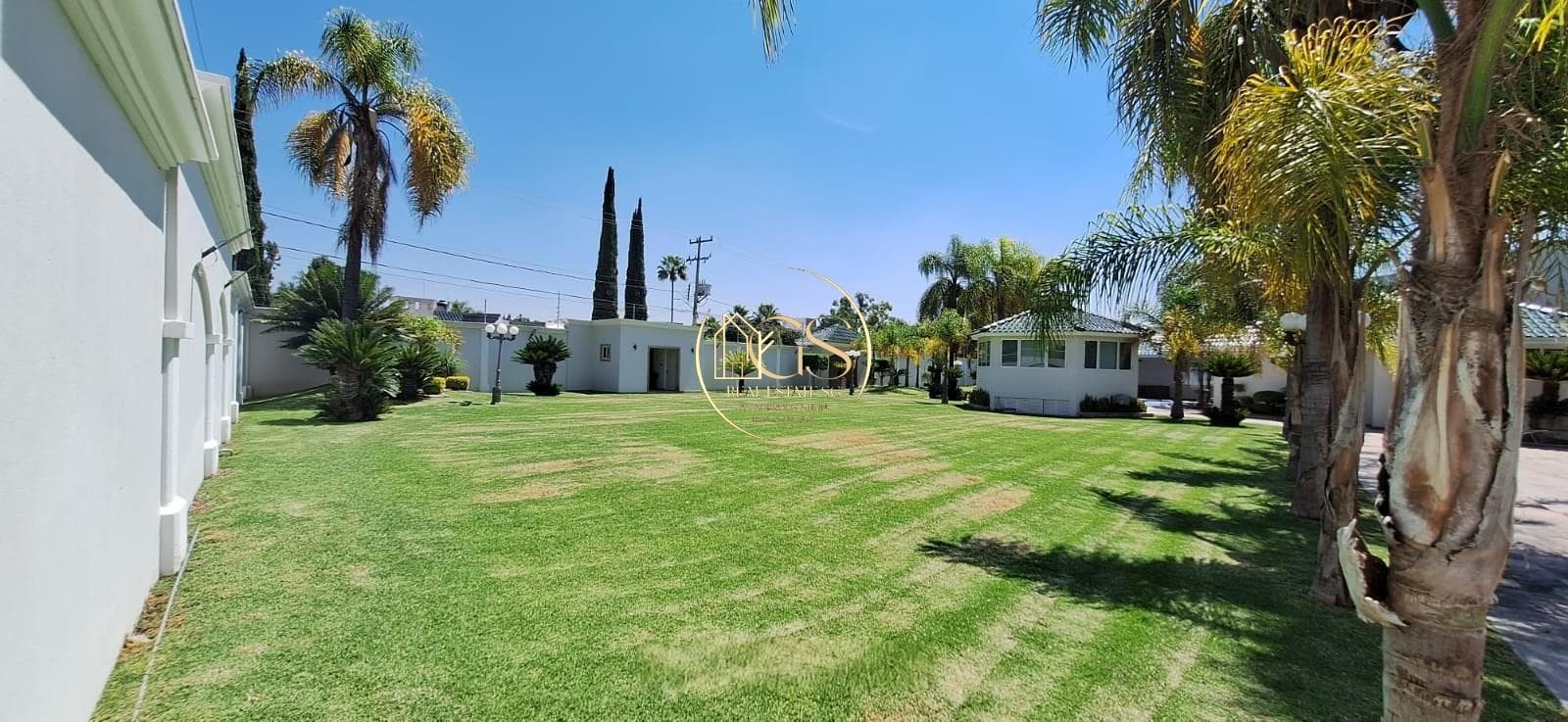 HOUSE FOR SALE IN PRADERAS DE LA HACIENDA, CELAYA