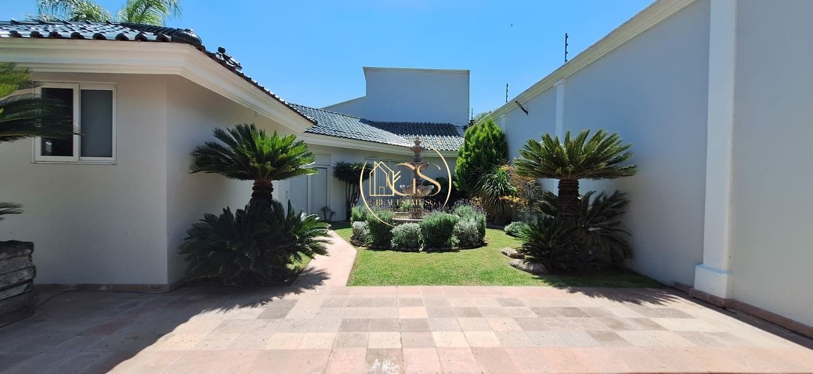 HOUSE FOR SALE IN PRADERAS DE LA HACIENDA, CELAYA