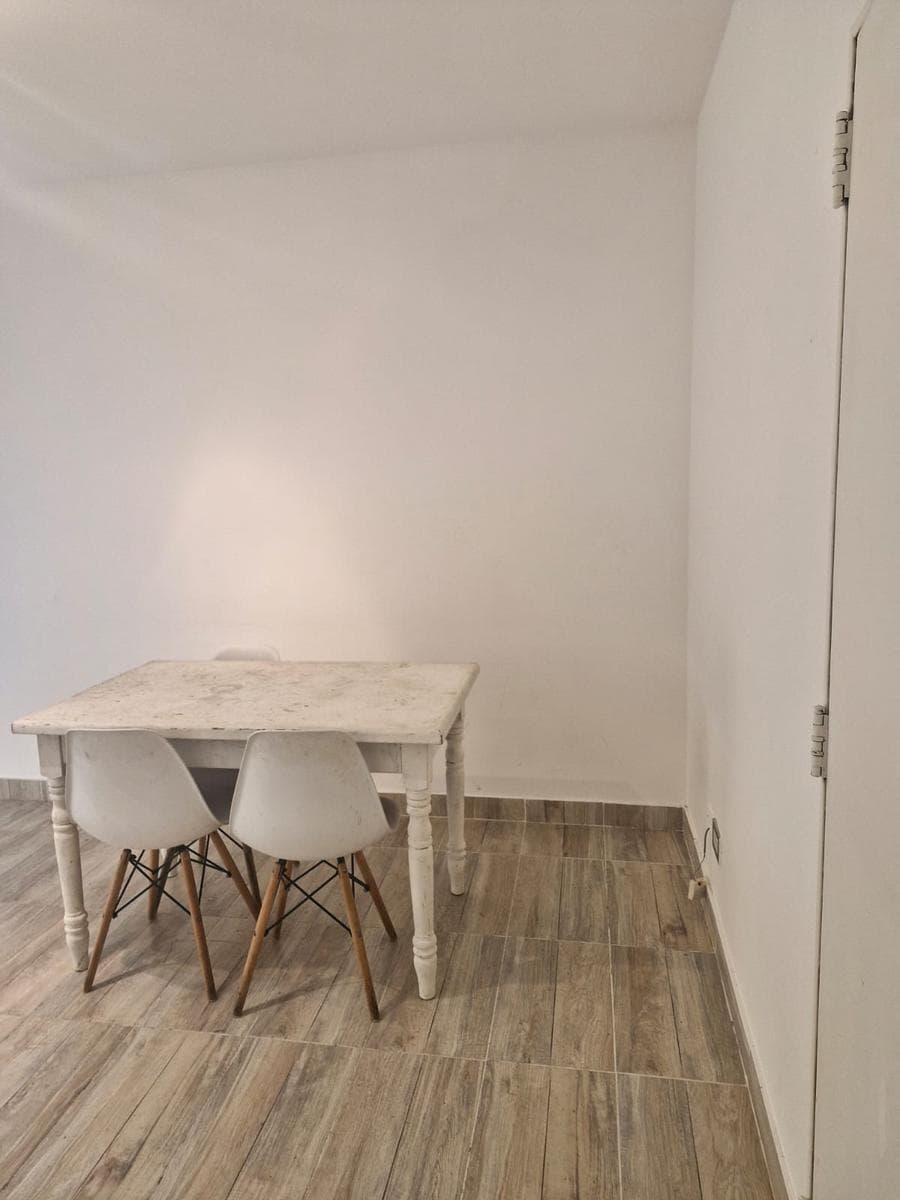 FOR SALE: 3-ROOM APARTMENT IN A BUILDING WITH A POOL, BARBECUE, COMMUNITY ROOM, AND LAUNDRY FACILITIES