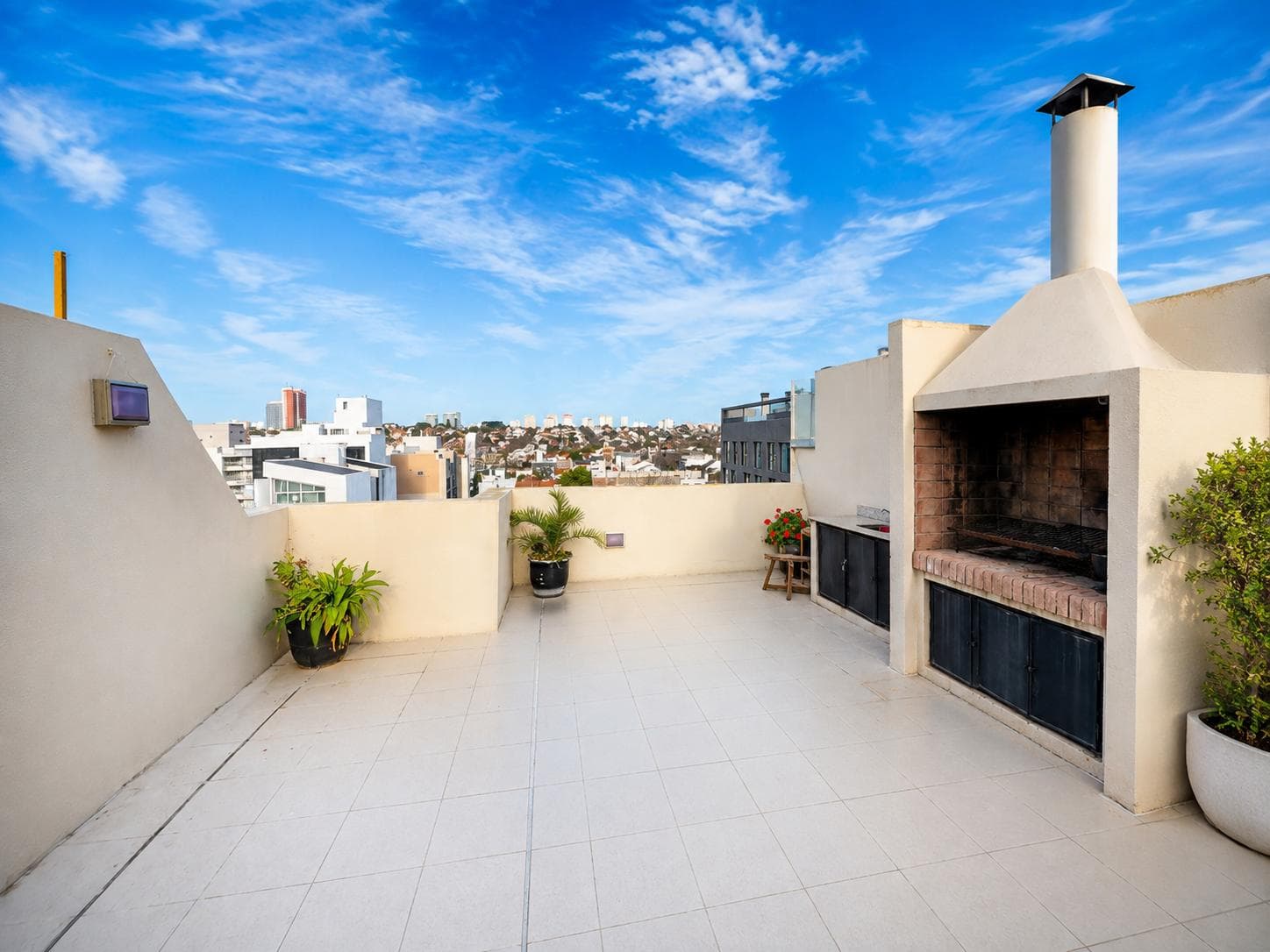 Two-Room Apartment - Private Terrace