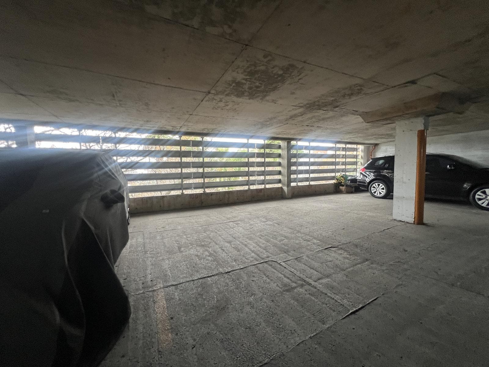 Quilmes Opportunity: Covered Parking Spaces for Sale—Higher Returns Than an Apartment While Investing Half as Much