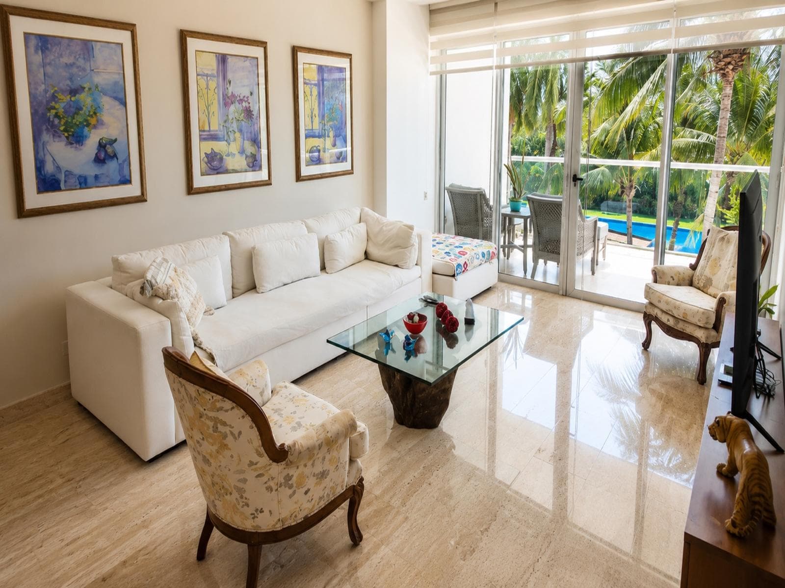 Apartment for Sale, 2 Bedrooms, RECENTLY REMODELED, SKY Av. Bonampak, Puerto Cancún, Cancún