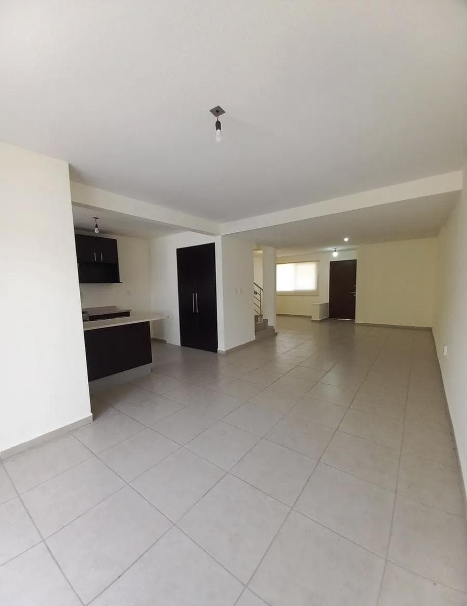 House for Rent in El Refugio