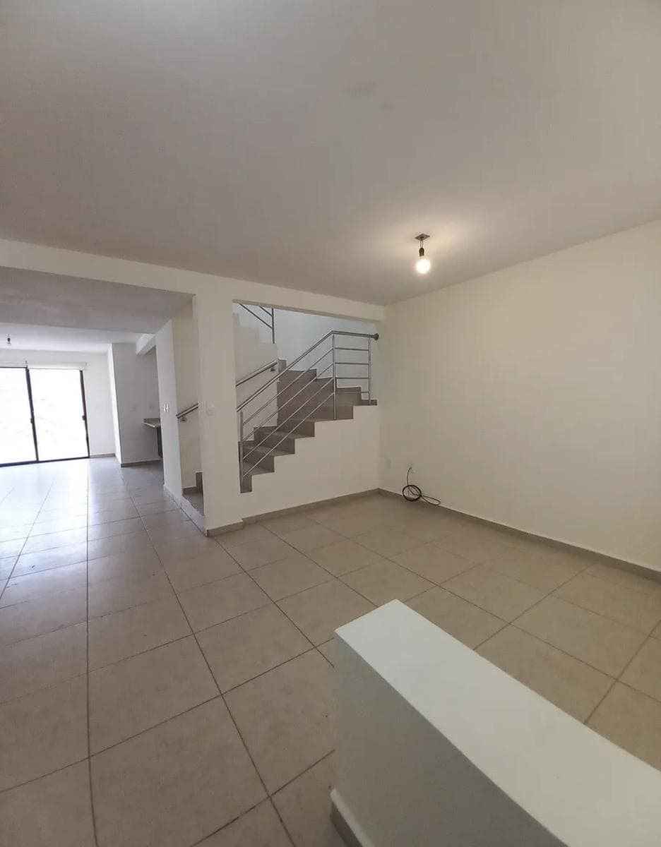 House for Rent in El Refugio
