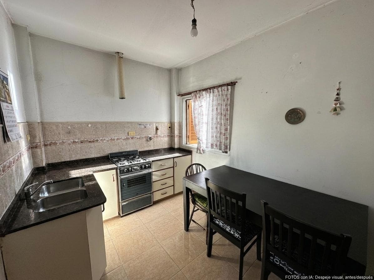 For Sale: 4-room house with garage in Downtown Tigre