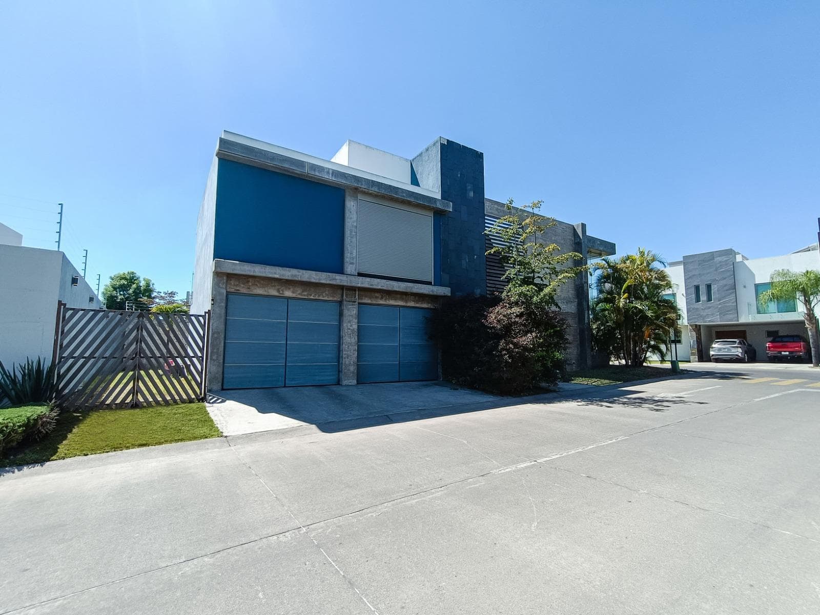 417 m² house in Coto Villa Verona with 3 bedrooms in the Virreyes and Las Lomas area, Bargain Price