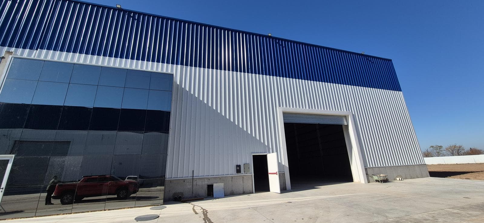 COMPANY - INDUSTRY - WAREHOUSES - RENTAL - HIGHWAY - INDUSTRIAL PARK