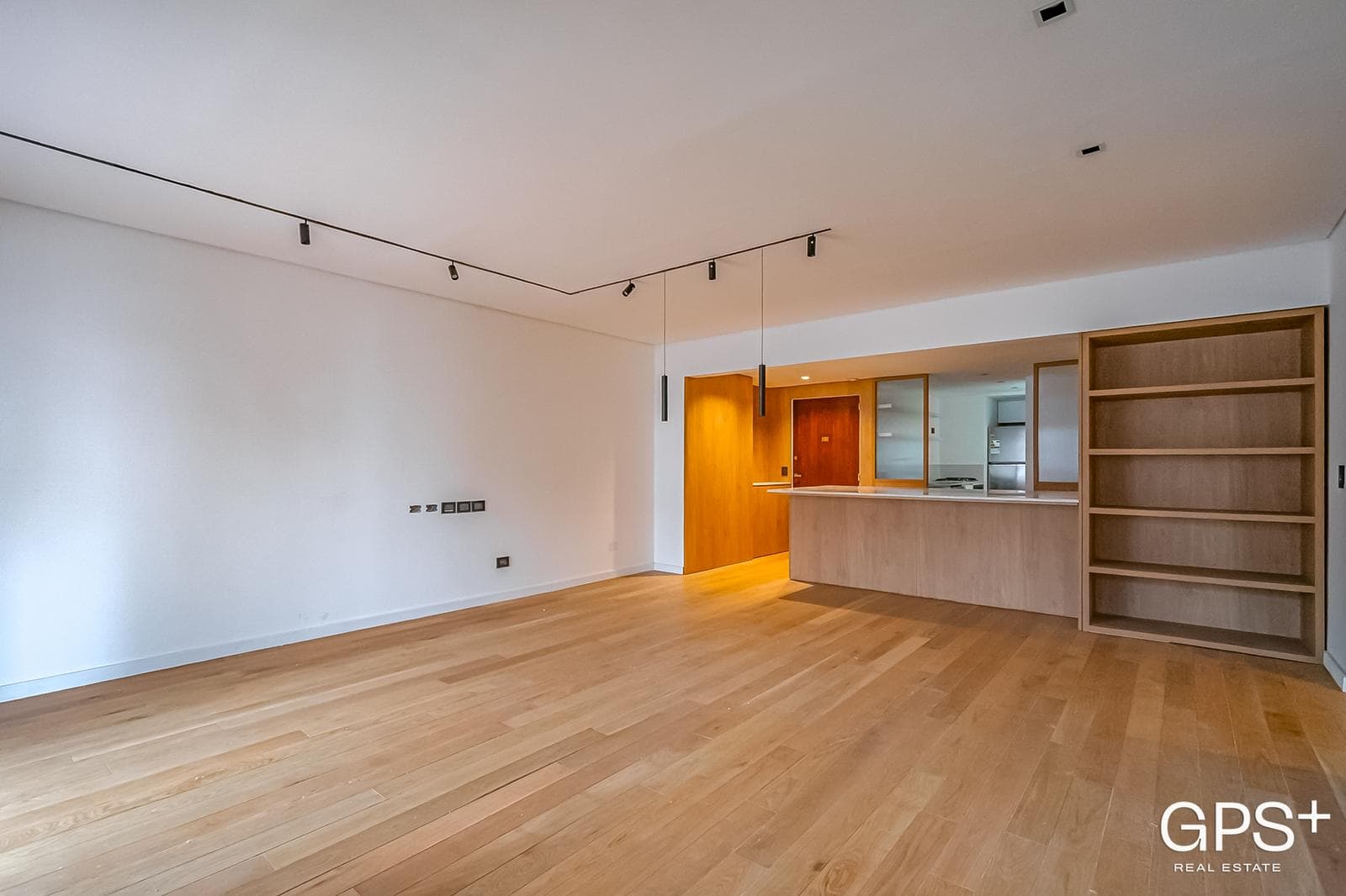 3-Bedroom Apartment with New Recycled Materials - Dedicated Parking Space and Balcony in Recoleta