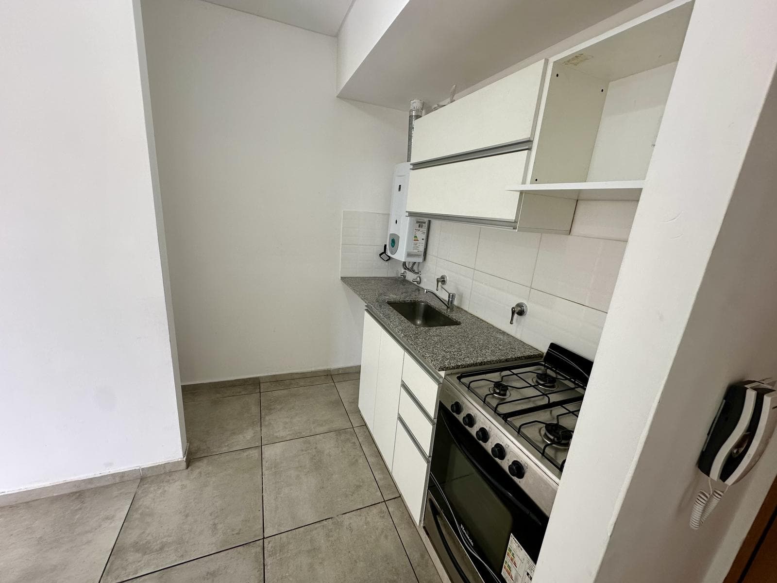 2-Bedroom Apartment for Sale in the Ludueña Neighborhood