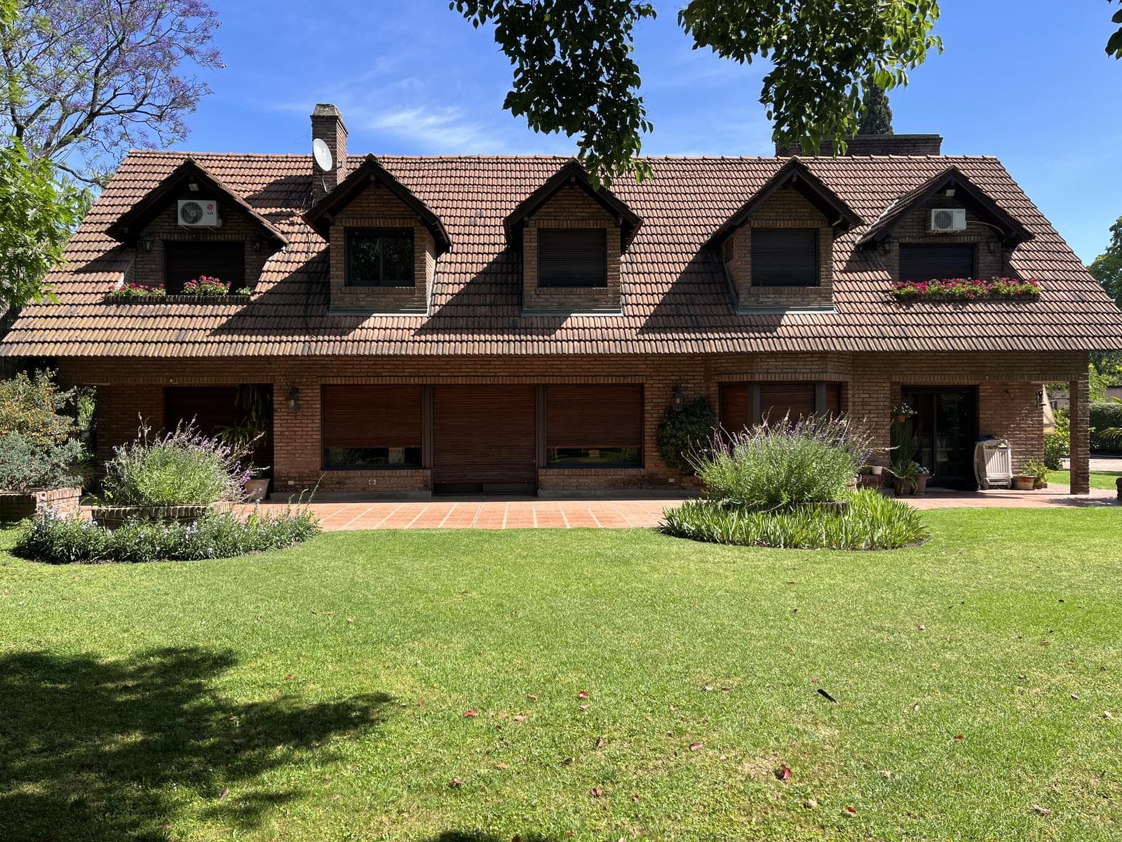 Venta Chalet 5 dormitorios en Don Torcuato