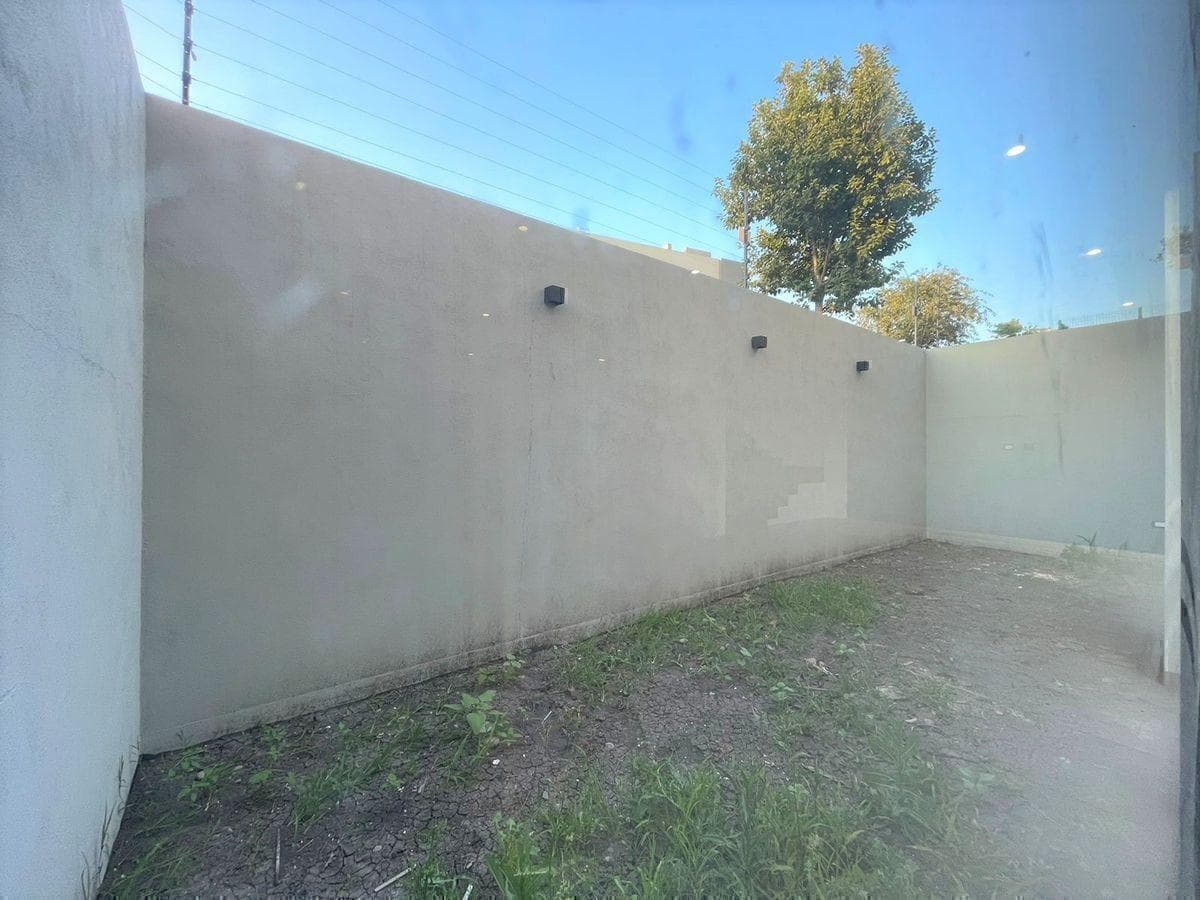 House for Sale in Altozano