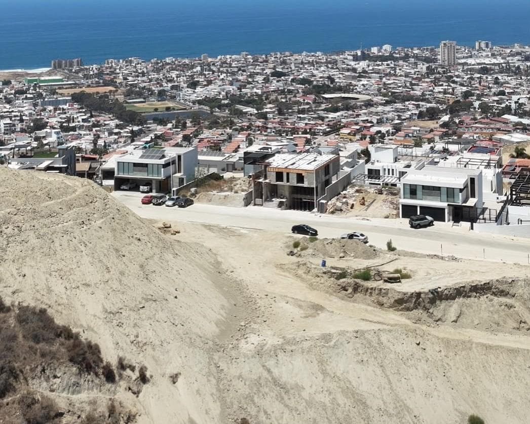Ocean-View Lots in Playas de Tijuana