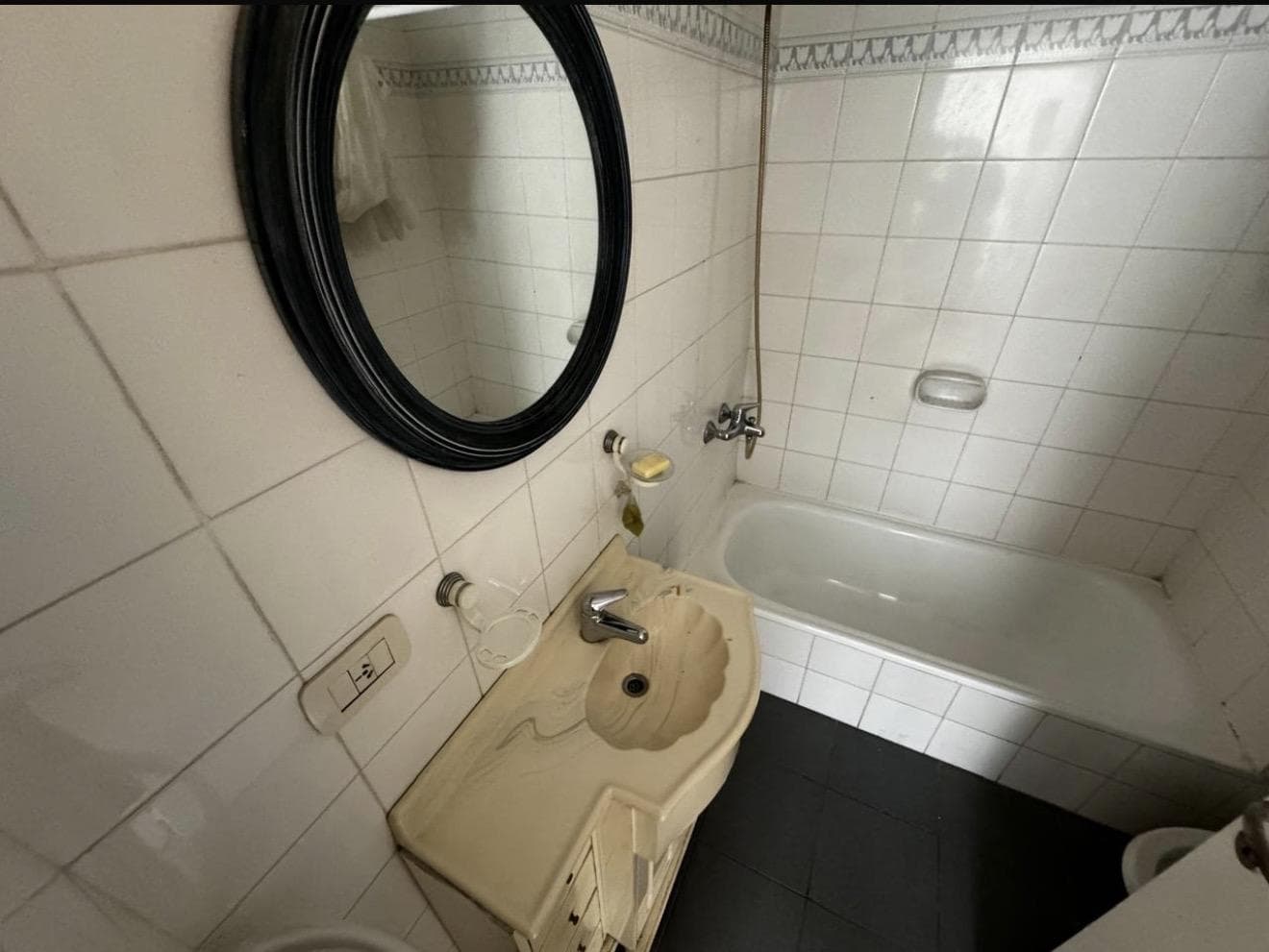 TWO-ROOM APARTMENT FOR SALE IN ALMAGRO