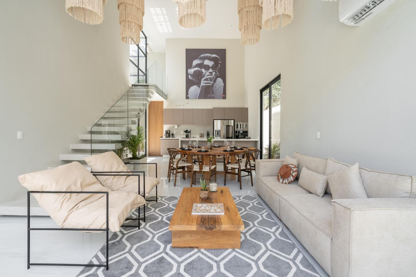 Sustainable Luxury with Water Self-Sufficiency and State-of-the-Art Electrical Technology: 2 Pools, a Rooftop, and Privacy