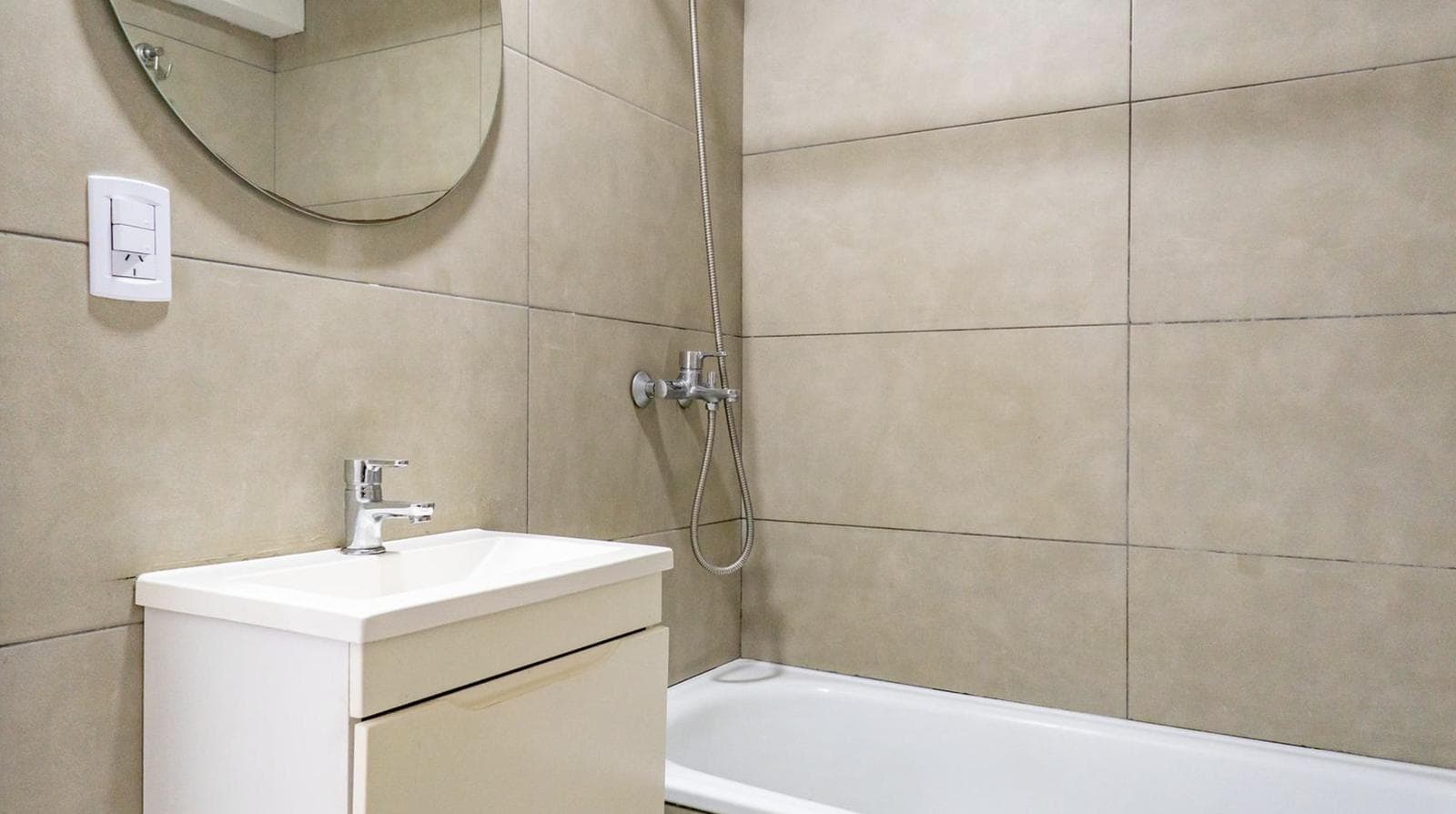 Studio Apartment for Sale in the Lourdes Neighborhood of Rosario