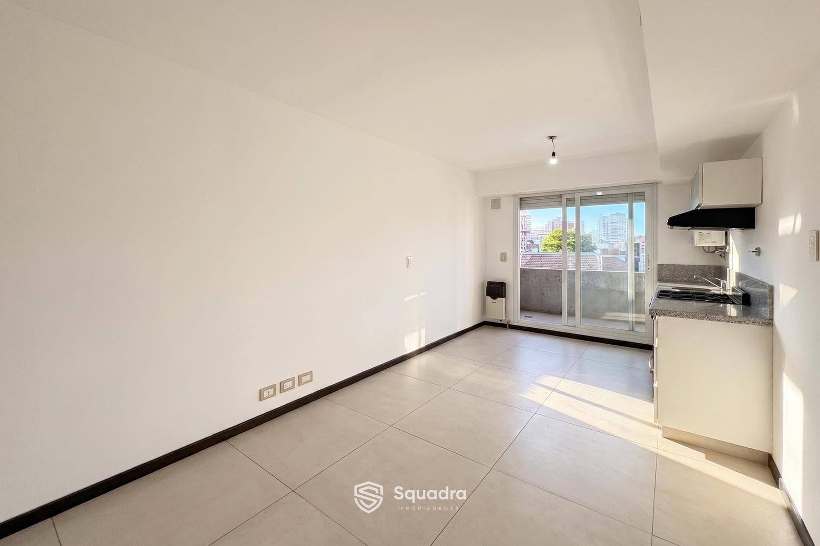 FOR SALE - Studio apartment with a balcony and amenities - Lourdes, Rosario.