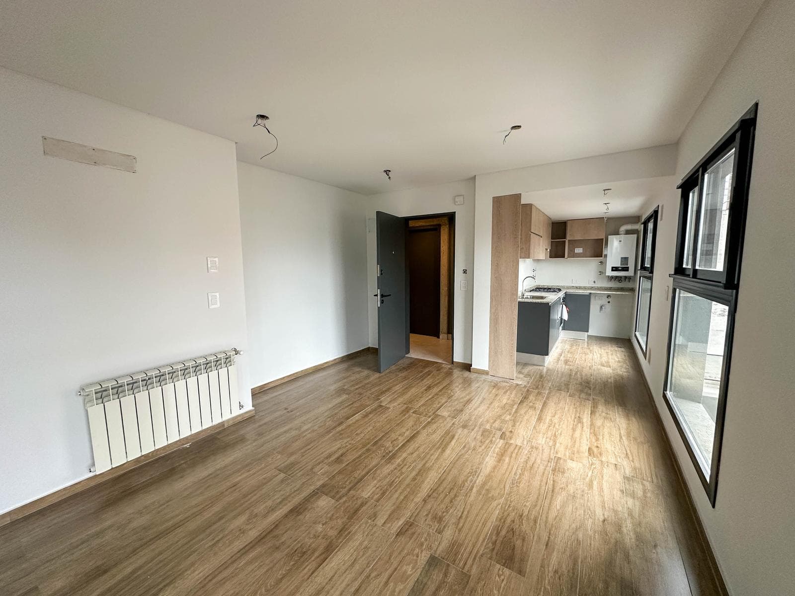 Premium-Quality Two-Bedroom Apartment for Sale in Abasto.