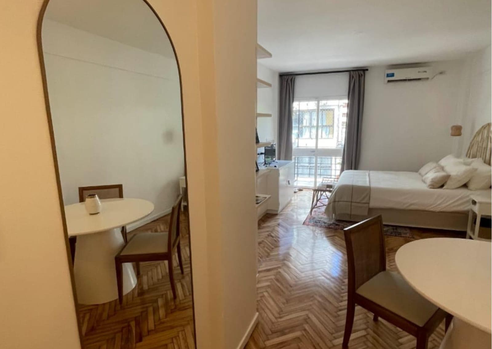 Studio Apartment for Sale in Recoleta